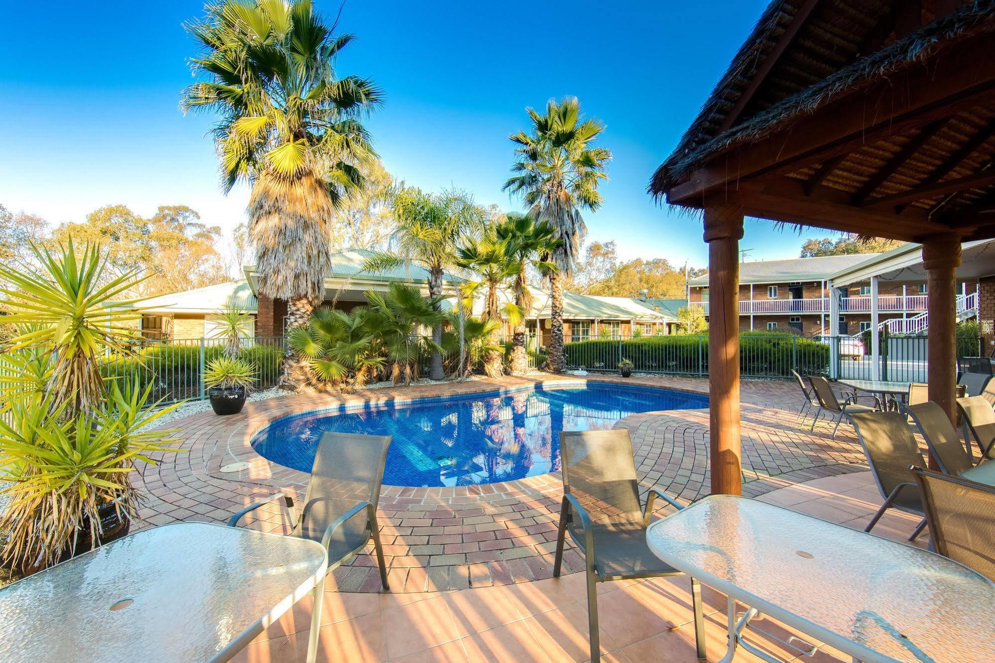 Country Club Resort 3*